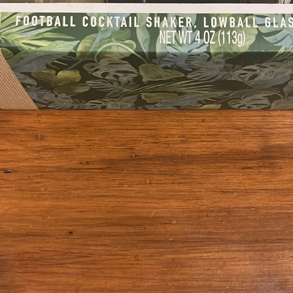 Tommy Bahama brand new